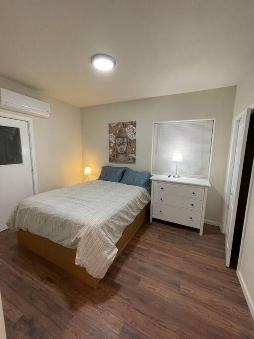 Brand New 2Br Cute Blue Led In North Fresno Apartment Luaran gambar
